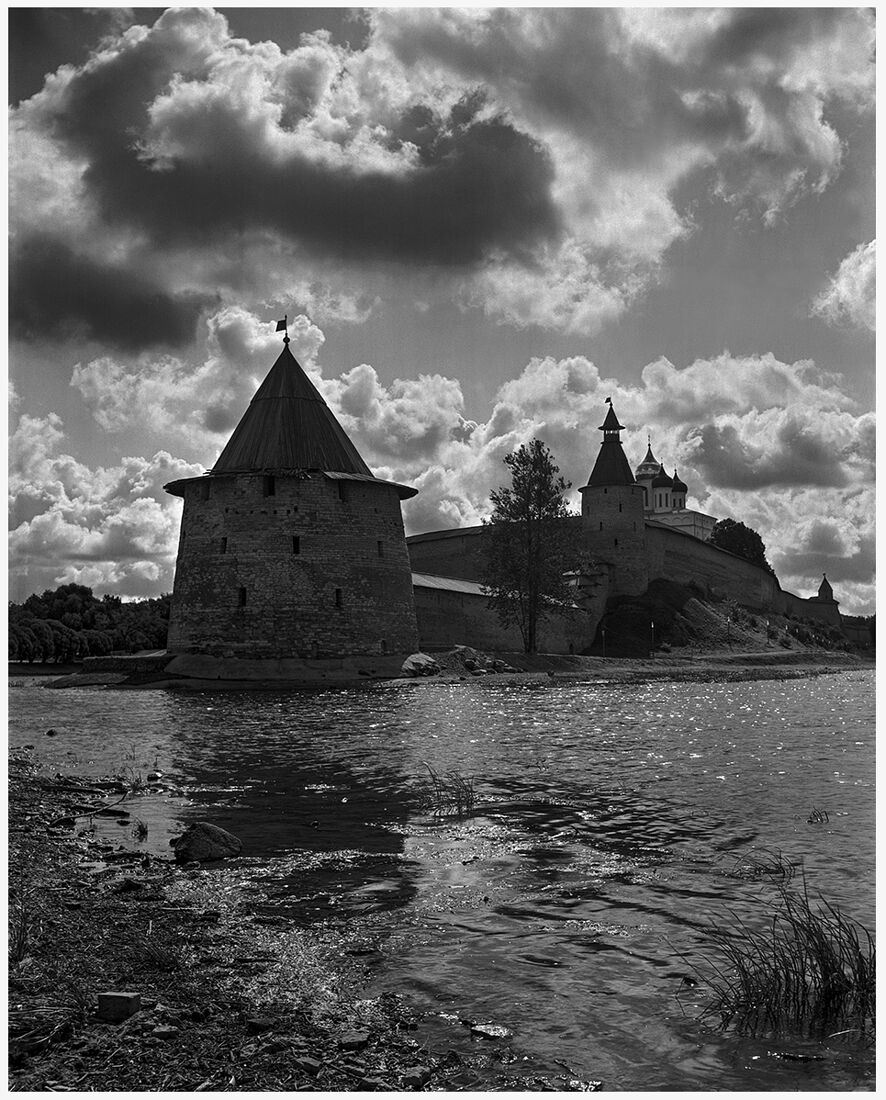 Photographer Oleg Chernous. b&w 4x5. Pskov 2014